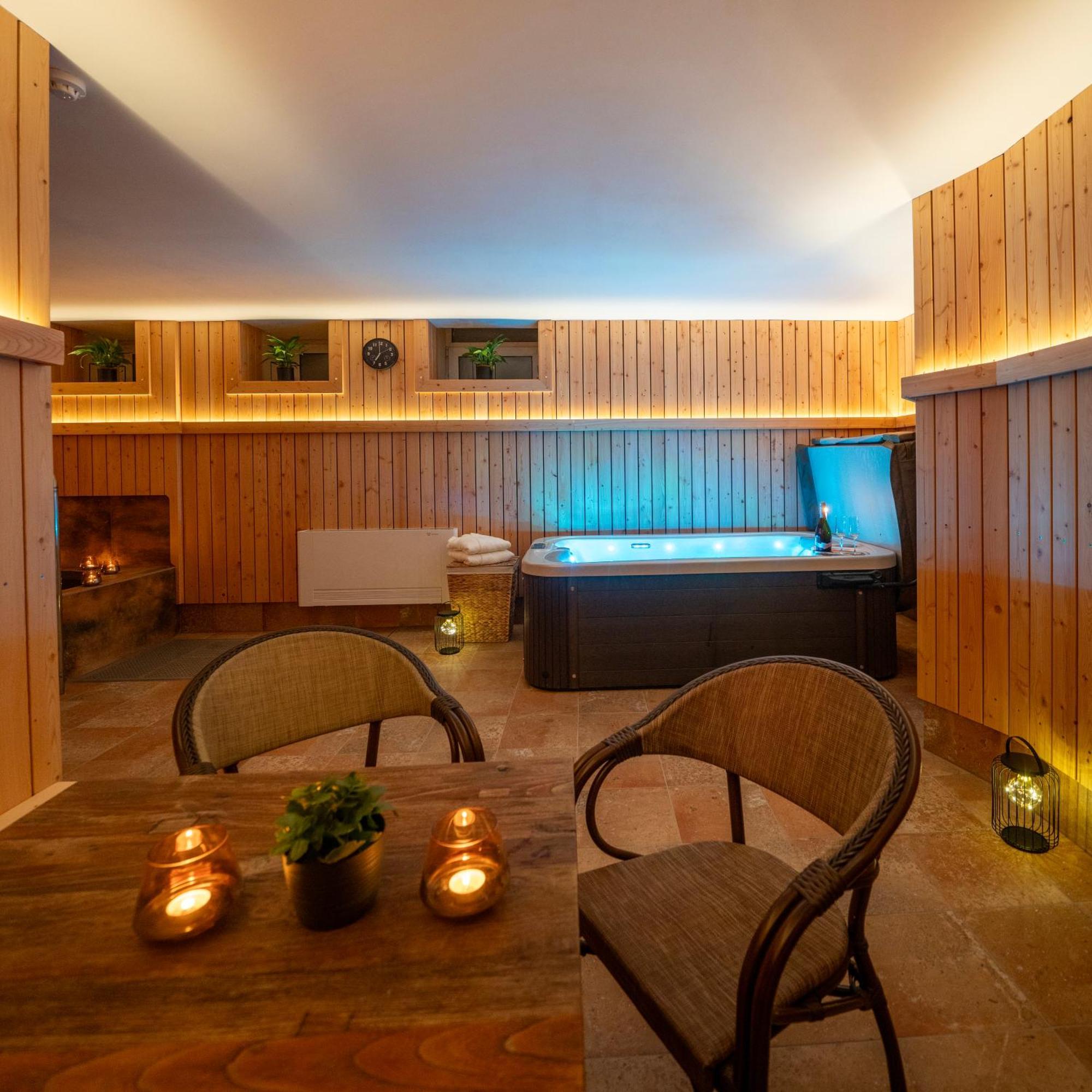 Hotel Praha Hrensko Exterior photo